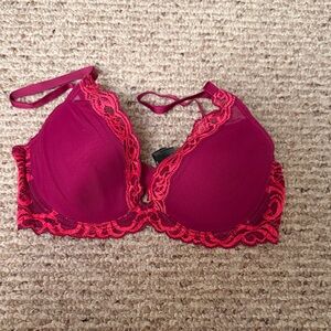 Natori Lace Trimmed Bra in Deep Red